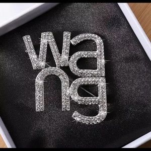 COPY - COPY - Wang brooch